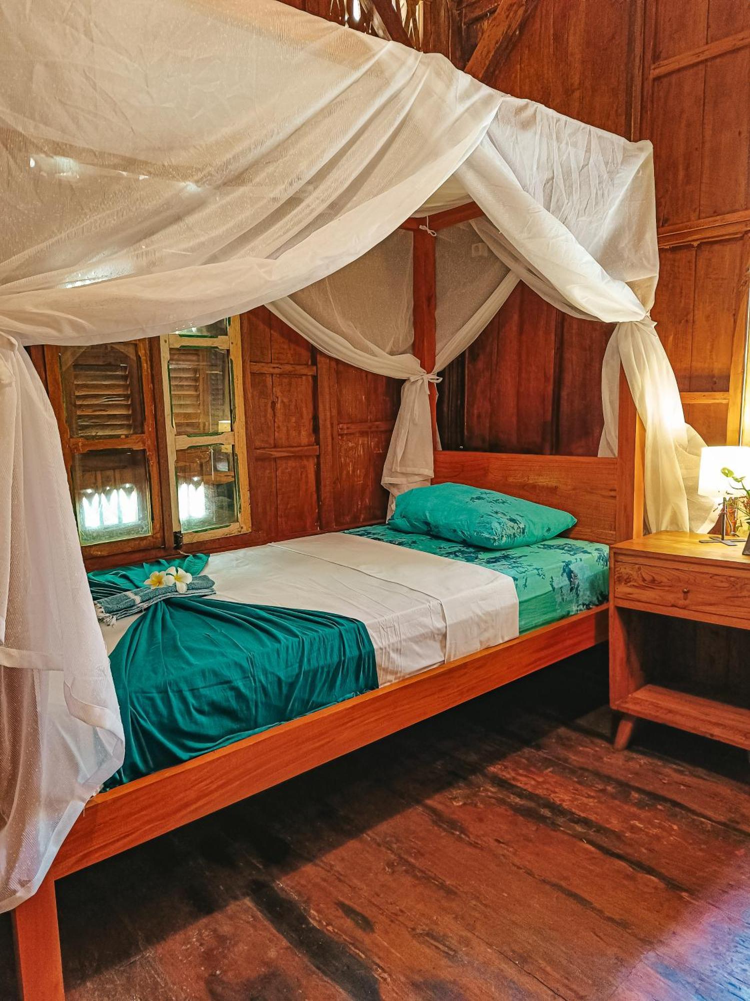 Alaya Ecolodge Pemuteran  Exterior photo