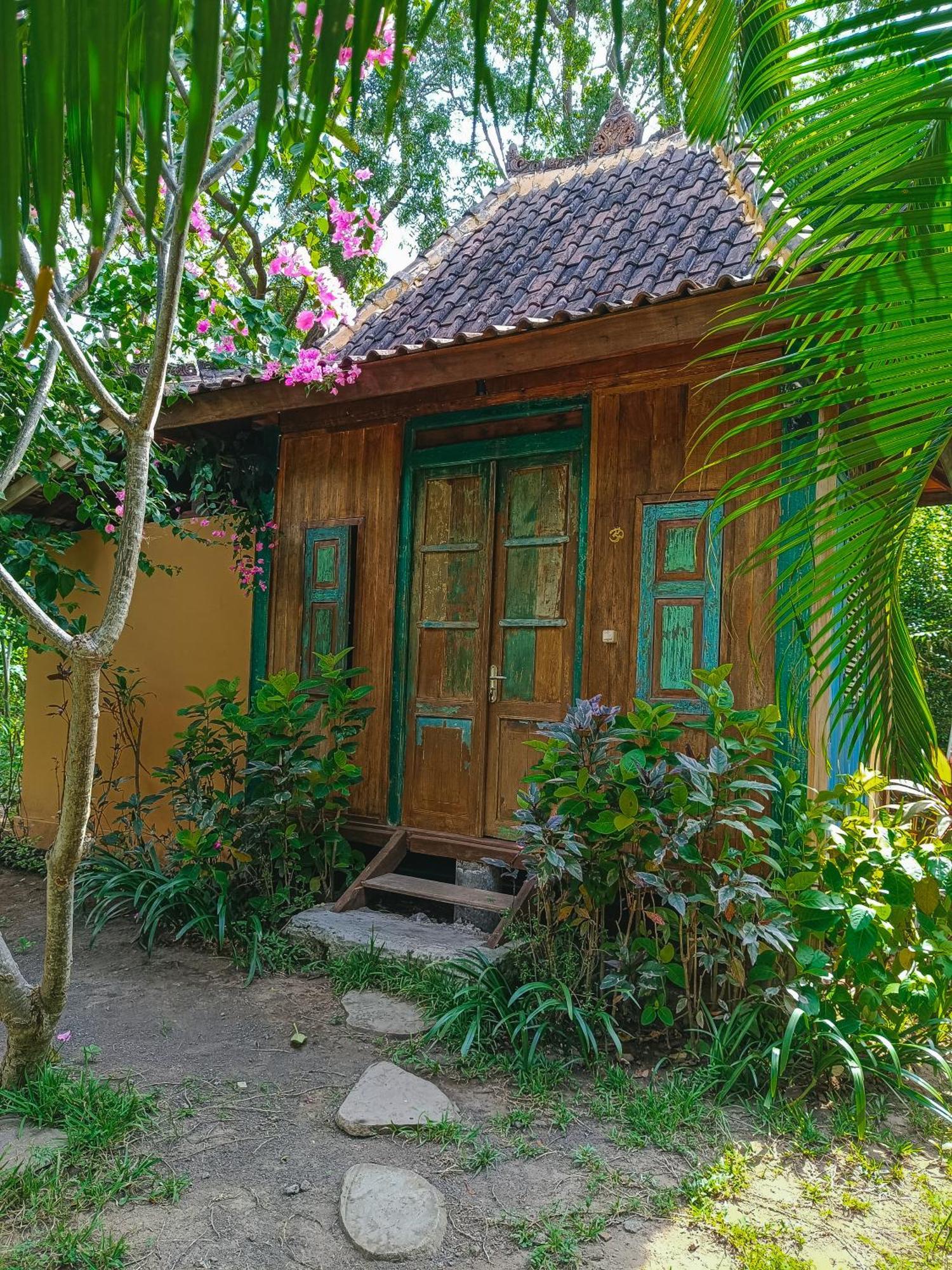 Alaya Ecolodge Pemuteran  Exterior photo