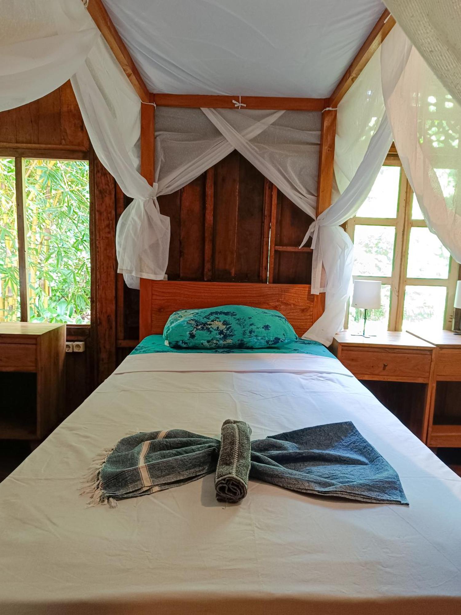Alaya Ecolodge Pemuteran  Exterior photo